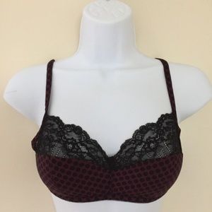 GapBody Wireless Lightly Padded Bra (Burgundy)